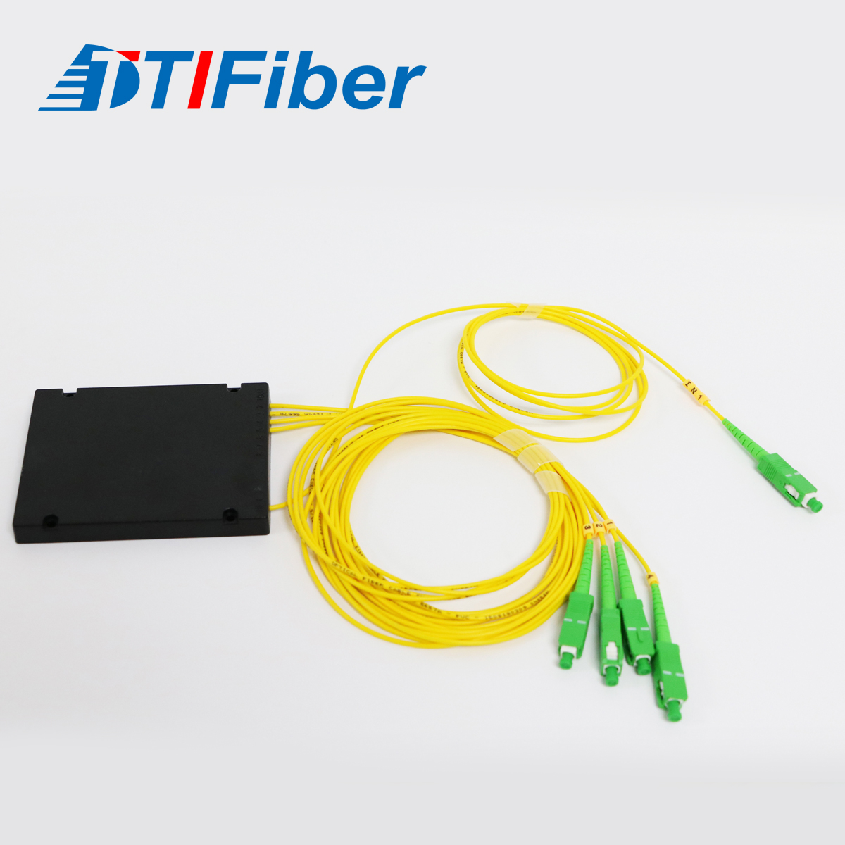 PLC splitter 1x4 with SC/APC connectors in ABS box